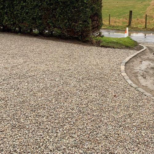 chuckied.tar.driveway.asw